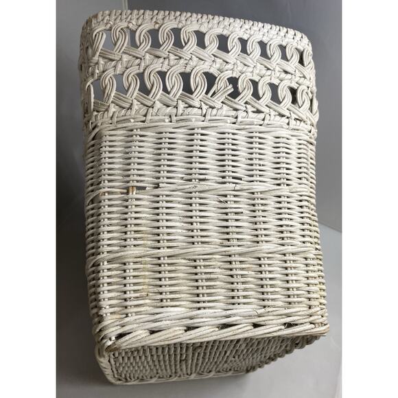 VTG White Wicker‎ Waste Basket for Plant Trash Can Shabby Rustic Basket Woven - Picture 5 of 12